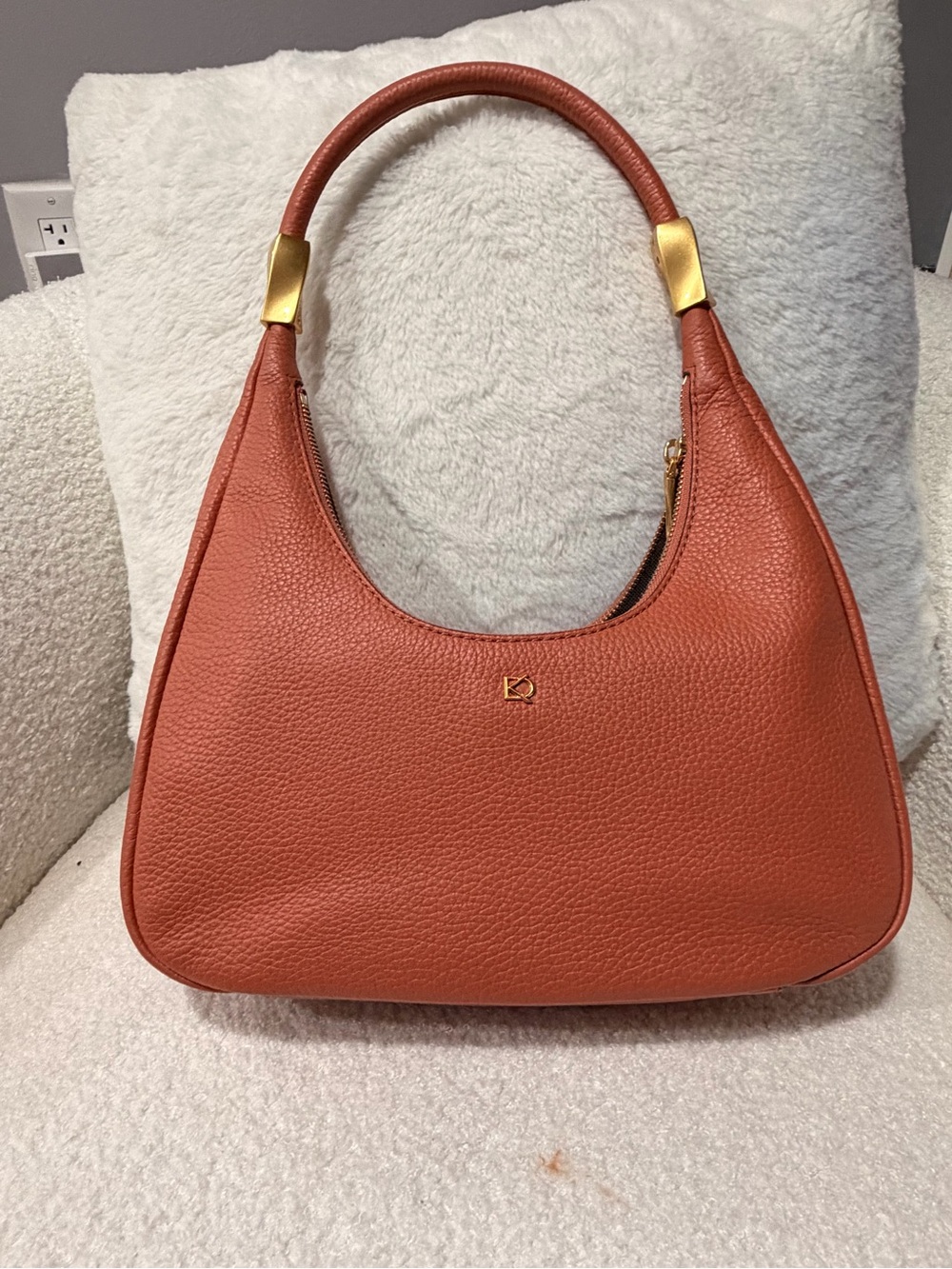 Donna Karan Elegant Pebbled Leather Shoulder Bag in Rust